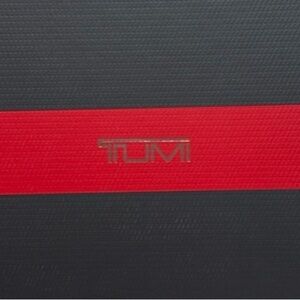 Tumi